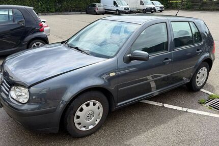 VW Golf