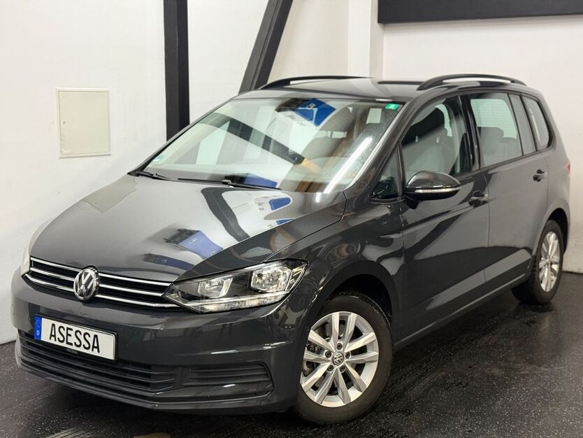 VW Touran 59.000 km 21.999 € Illingen 75428
