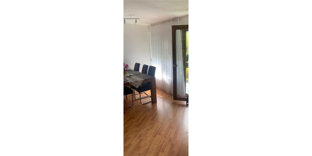 Etagenwohnung Böblingen Dagersheim - 2.5 Zimmer, 55 m&sup2;, 1.300&euro; | Angebot:26254440