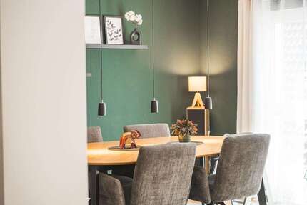 Haus Stuttgart Hedelfingen - 6 Zimmer, 206 m&sup2;, 3.600&euro; | Angebot:27350056