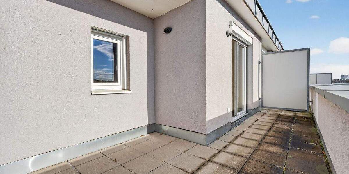 Reihenmittelhaus Stuttgart Zuffenhausen - 4 Zimmer, 132 m&sup2;, 714.000&euro; | Angebot:24738225