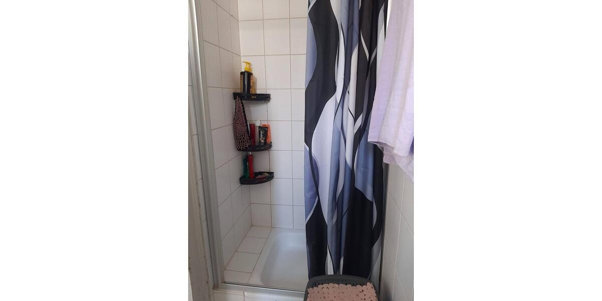 Etagenwohnung Esslingen am Neckar - 4 Zimmer, 90 m&sup2;, 1.000&euro; | Angebot:25902104