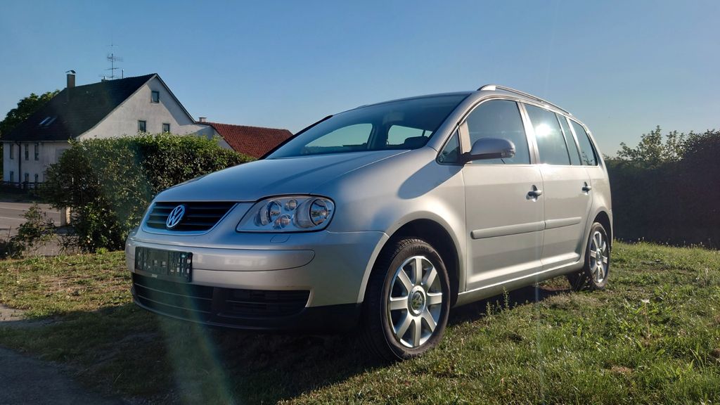VW Touran 209.580 km 4.200 &euro; Ammerbuch 72119