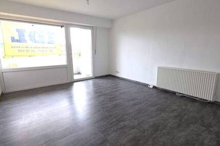 Renovierte 3-Zimmer-Wohnung mit Balkon, Parkett und Einbauküche – sofort frei! - Wohnung Böblingen Dagersheim | Angebot:26835937