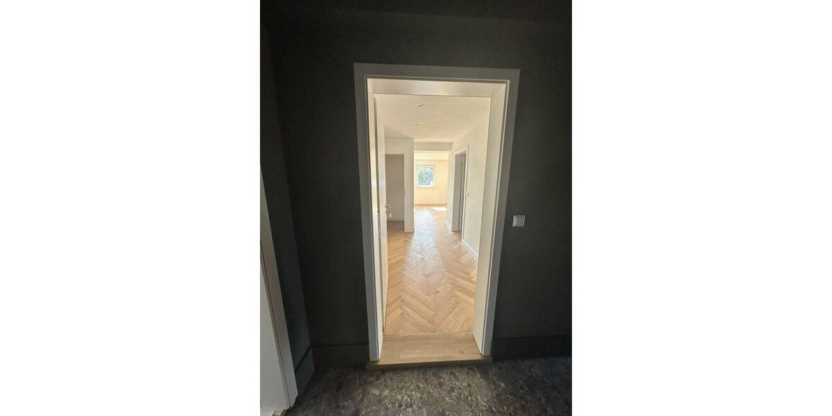 Etagenwohnung Aichtal Aich - 1 Zimmer, 75 m&sup2;, 1.200&euro; | Angebot:26818380