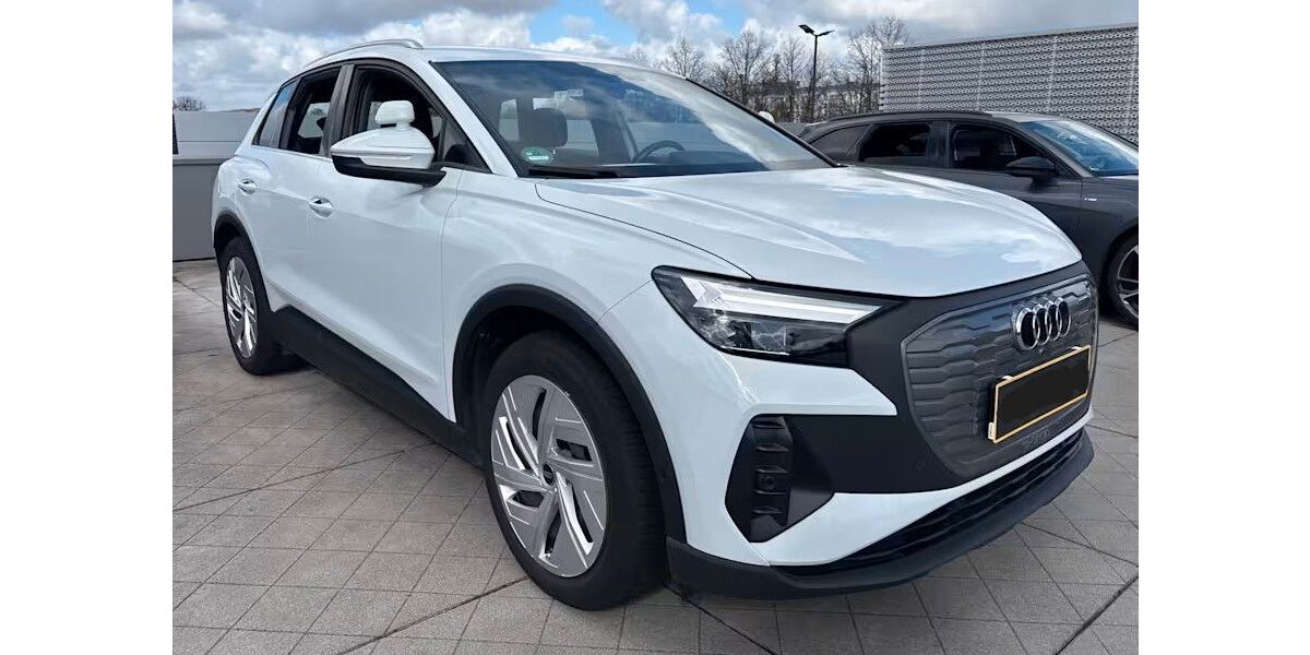 Audi Q4 e-tron 94.000 km 23.999 &euro; Ditzingen 71254