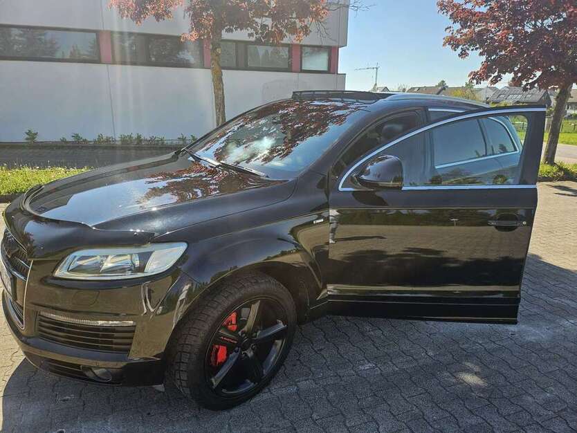 Q7