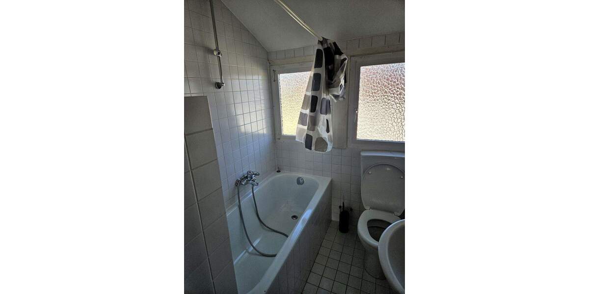 Doppelhaushälfte Stuttgart Weilimdorf - 7 Zimmer, 167 m&sup2;, 649.000&euro; | Angebot:25905875