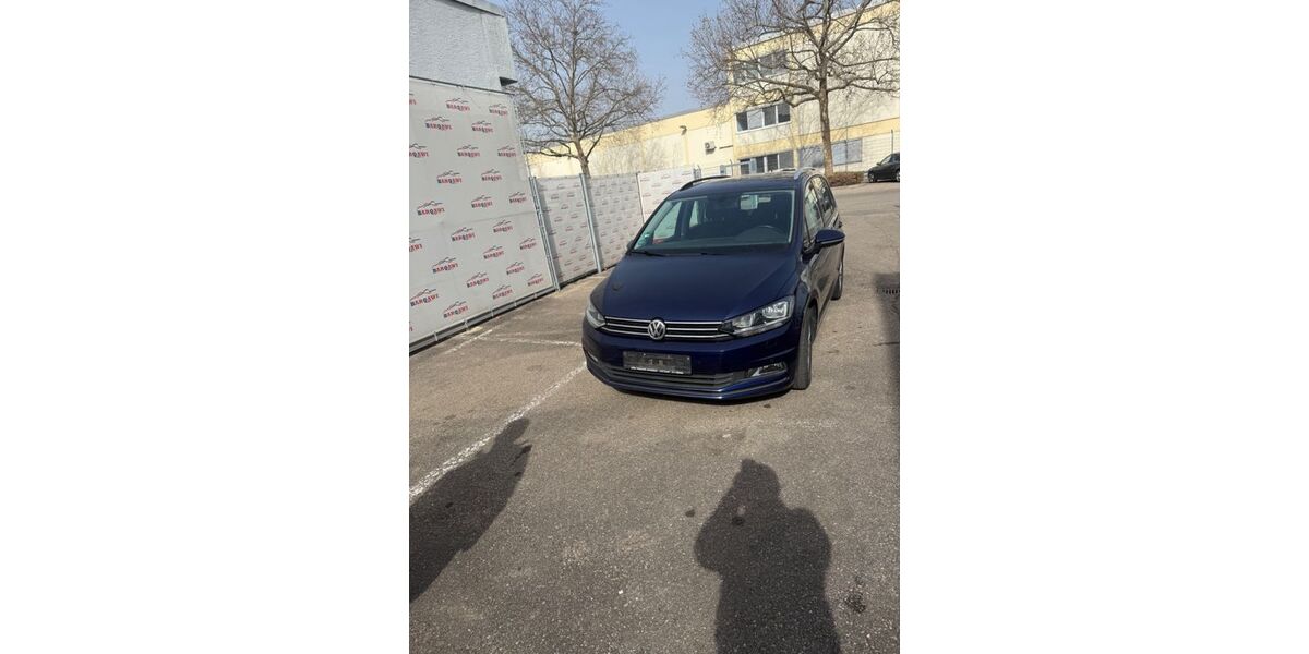 VW Touran 186.200 km 12.400 &euro; Stuttgart 70374