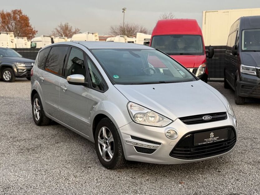 Ford S-Max 203.000 km 4.899 € Sachsenheim 74343