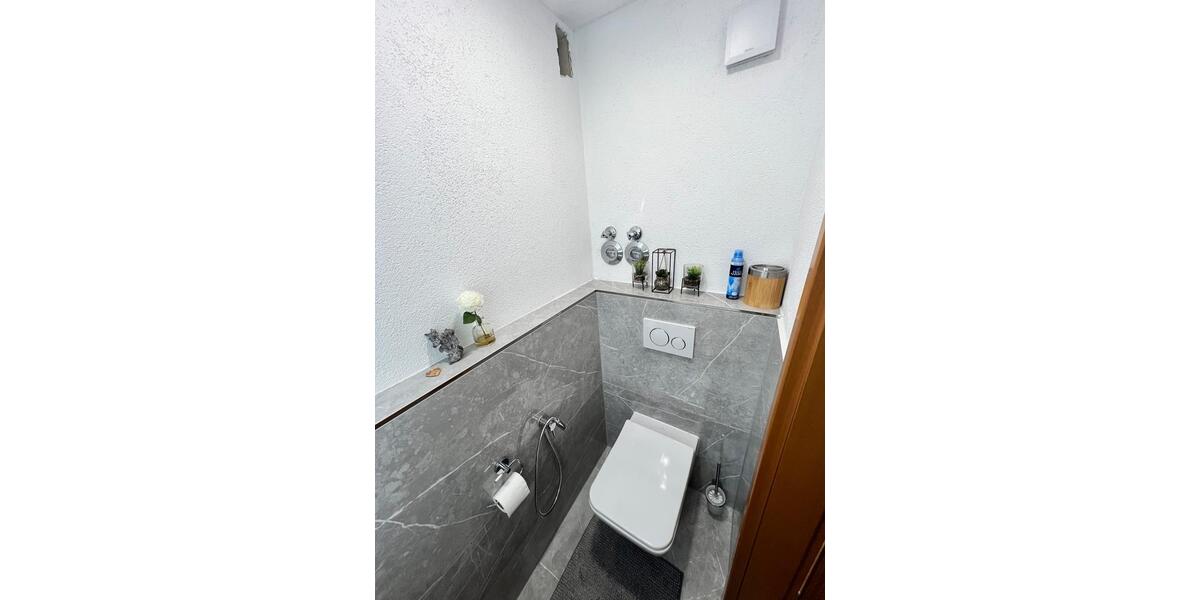 Mehrfamilienhaus, Wohnhaus Bietigheim-Bissingen Bissingen - 3.5 Zimmer, 87 m&sup2;, 275.000&euro; | Angebot:26980290
