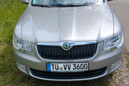 Skoda Superb 236.000 km 6.900 &euro; Reutlingen 72760