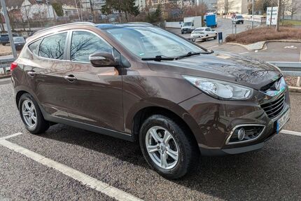 Hyundai ix35 152.029 km 8.800 &euro; Hildrizhausen 71157