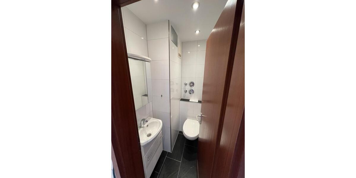 Dachgeschoßwohnung Kernen im Remstal - 3 Zimmer, 71 m&sup2;, 258.000&euro; | Angebot:26770357