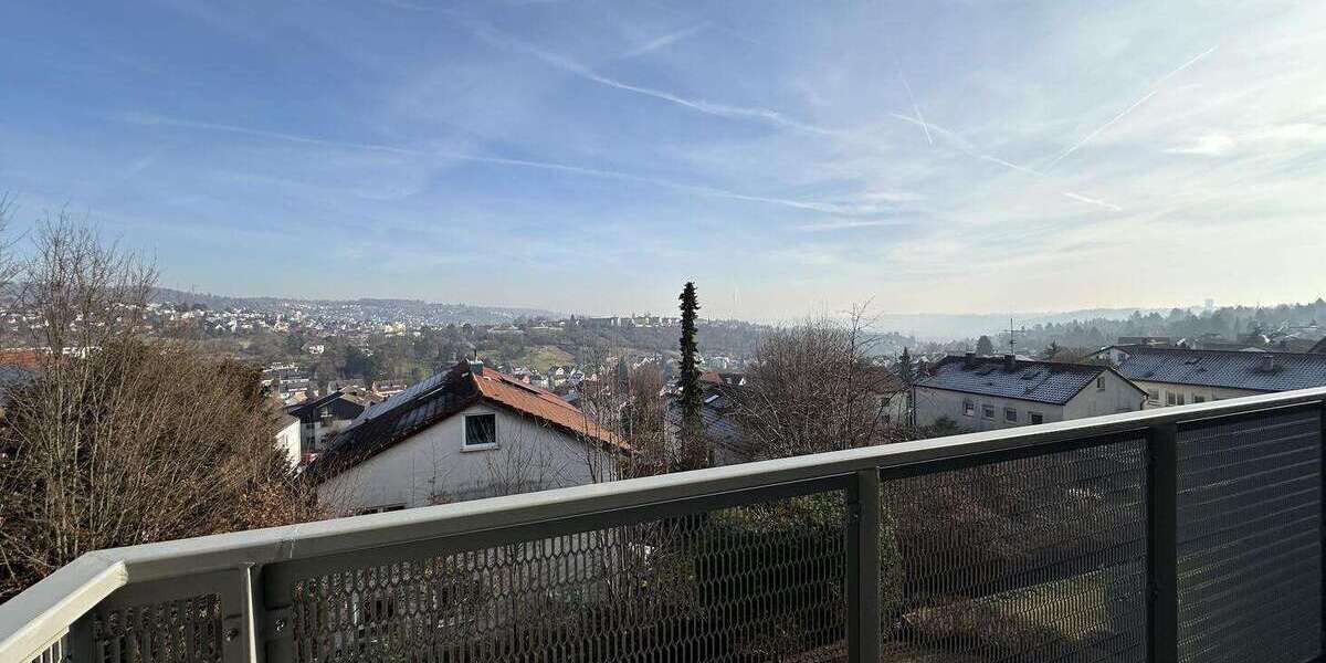 Einfamilienhaus Esslingen am Neckar Brühl - 6.5 Zimmer, 260 m&sup2;, 3.900&euro; | Angebot:24891864