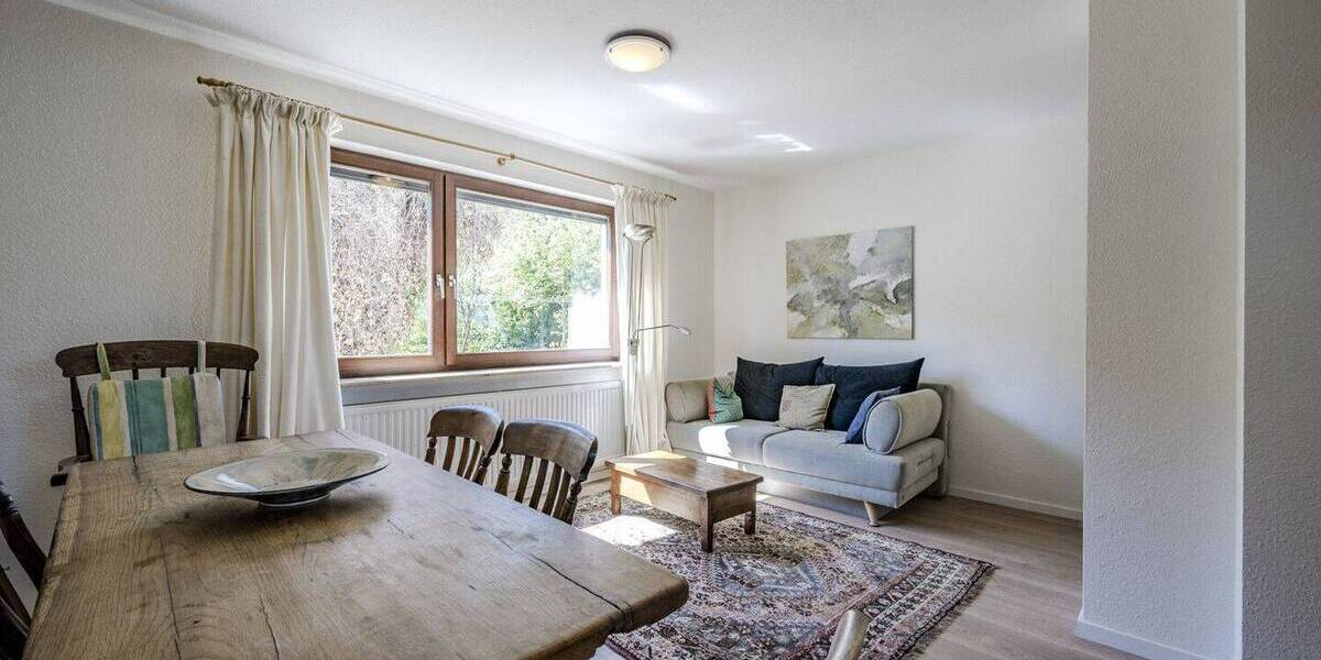Mehrfamilienhaus, Wohnhaus Stuttgart Bergheim - 6 Zimmer, 123 m&sup2;, 670.000&euro; | Angebot:26643463