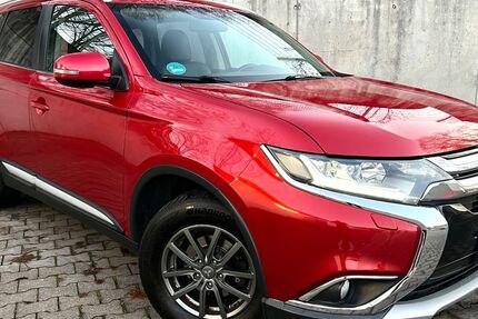 Mitsubishi Outlander 231.035 km 10.290 &euro; Stuttgart 70378