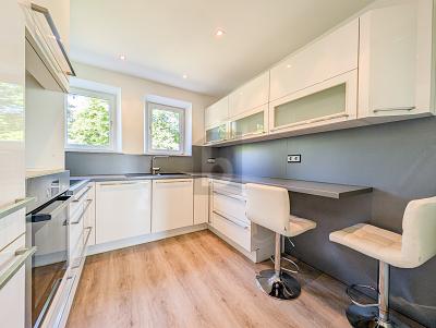 MEHR RAUM FÜR FAMILIE - GRÜN UND ZENTRAL - Etagenwohnung Sindelfingen | Angebot:27660758