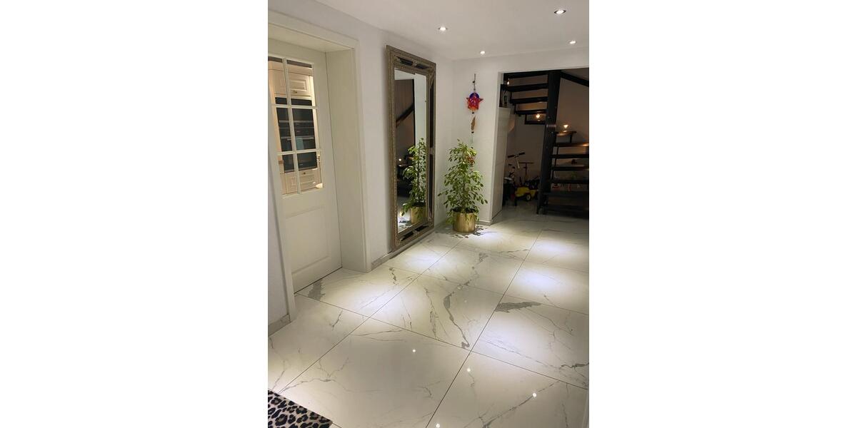 Doppelhaushälfte Möglingen - 6 Zimmer, 146 m&sup2;, 2.300&euro; | Angebot:26448103