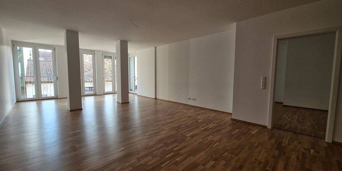 Etagenwohnung Pforzheim Oststadt - 3 Zimmer, 114 m&sup2;, 1.311&euro; | Angebot:26018279