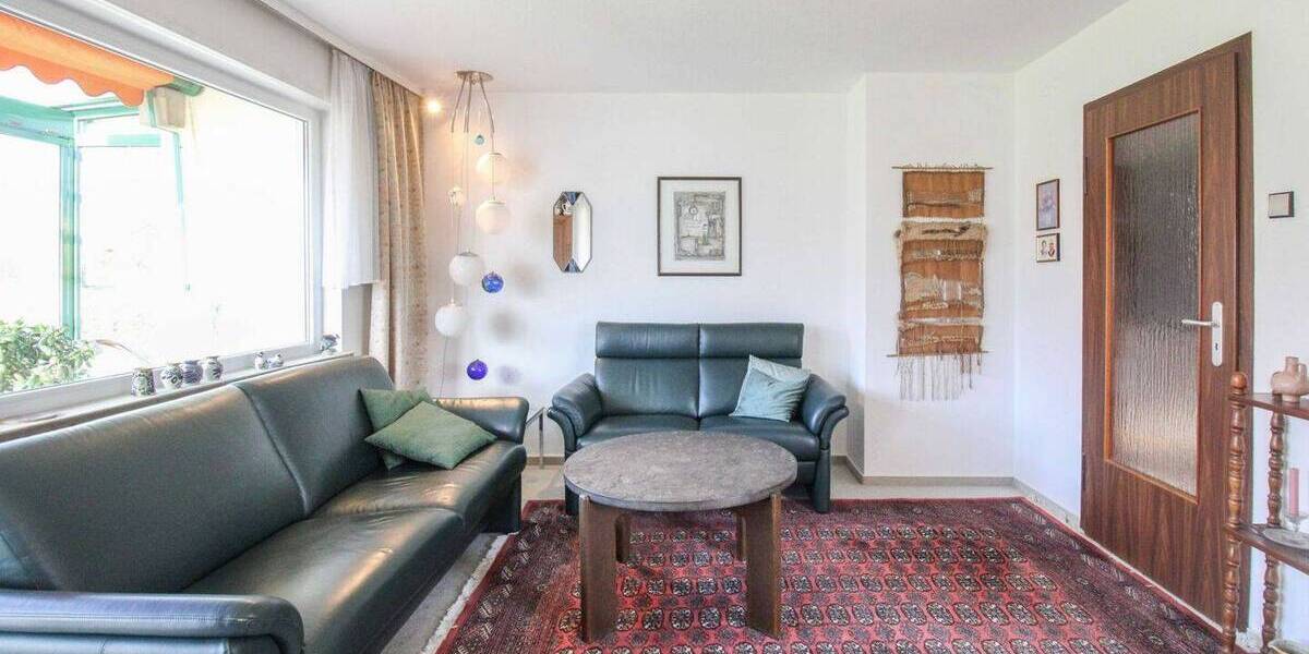 Reihenendhaus Stuttgart Rot - 6 Zimmer, 131 m&sup2;, 398.000&euro; | Angebot:26799937
