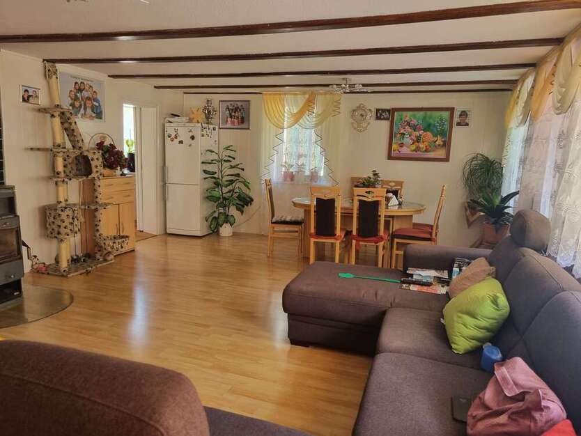 Haus zum Kaufen in Wildberg 390.000 € 249 m²