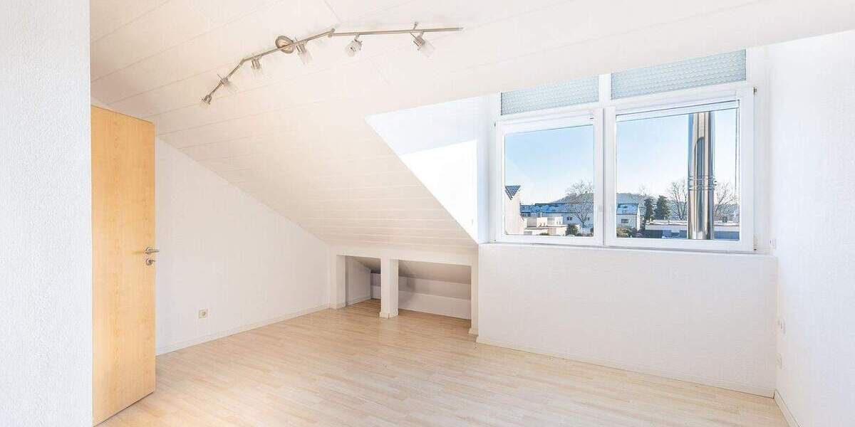 Reihenmittelhaus Tamm - 5 Zimmer, 135 m&sup2;, 595.000&euro; | Angebot:24545241