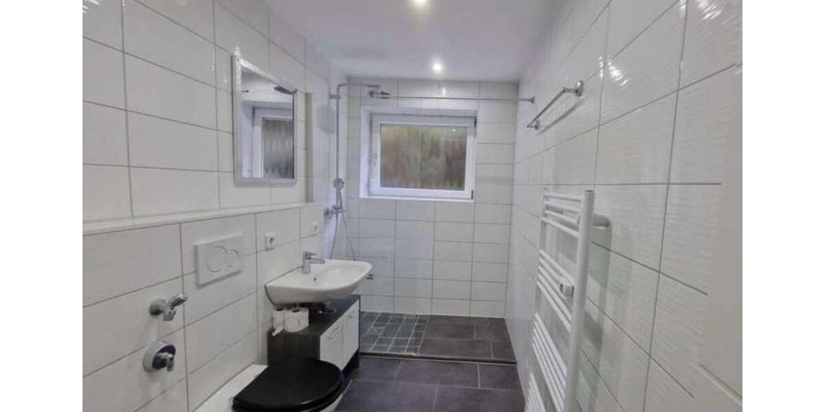 Etagenwohnung Rohrdorf - 2 Zimmer, 72 m&sup2;, 200.000&euro; | Angebot:27020425