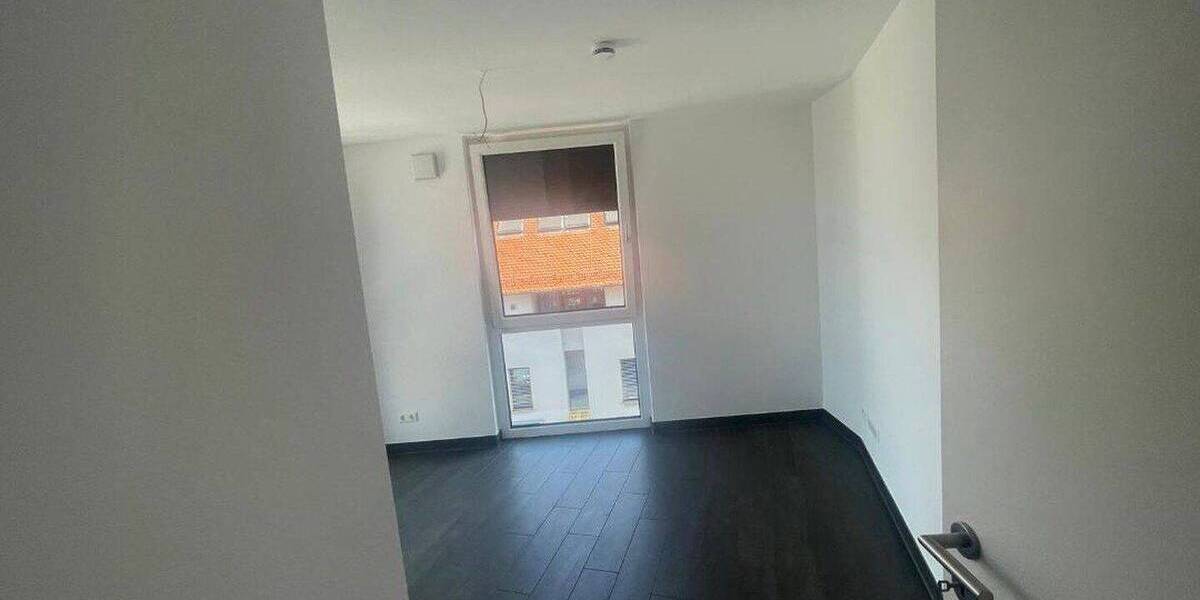 Etagenwohnung Sindelfingen Mitte - 4 Zimmer, 122 m&sup2;, 1.920&euro; | Angebot:26891906
