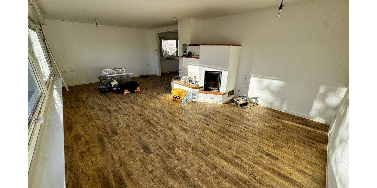 Etagenwohnung Leinfelden-Echterdingen Musberg - 4 Zimmer, 130 m&sup2;, 1.700&euro; | Angebot:24233940