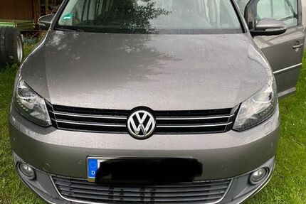 VW Touran 156.000 km 8.000 € Waldenbuch 71111