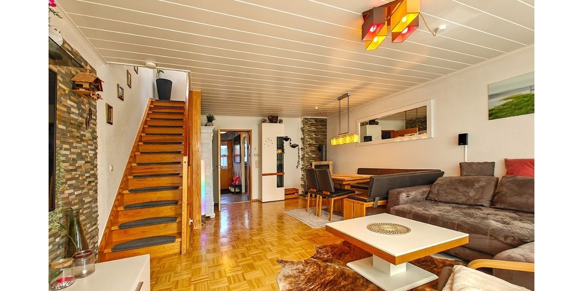 Reihenmittelhaus in Ohmenhausen inkl. Carport - Reihenmittelhaus Reutlingen Ohmenhausen | Angebot:26789803