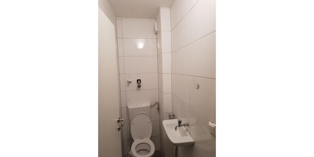 Erdgeschoßwohnung Sindelfingen Sindelfingen (Stadt) - 3 Zimmer, 77 m&sup2;, 1.150&euro; | Angebot:26400996