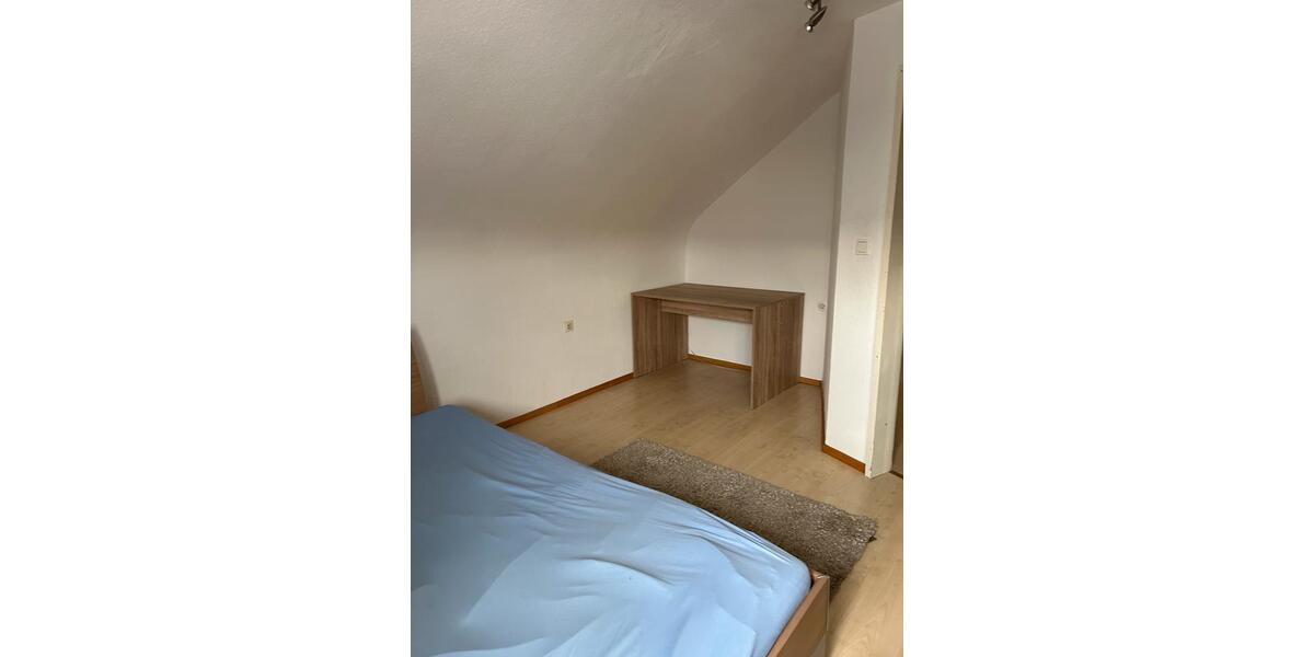 Dachgeschoßwohnung Deizisau - 2.5 Zimmer, 35 m&sup2;, 145.000&euro; | Angebot:26824171