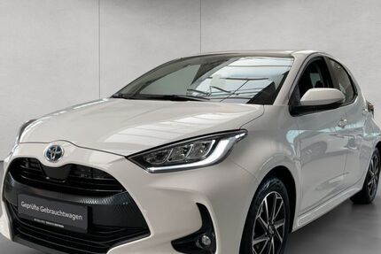 Toyota Yaris 33.700 km 18.950 &euro; Stuttgart 70469