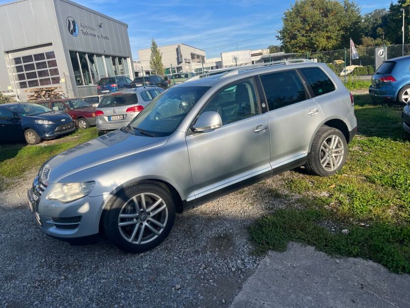 VW Touareg 230.000 km 4.890 € Ludwigsburg 71642