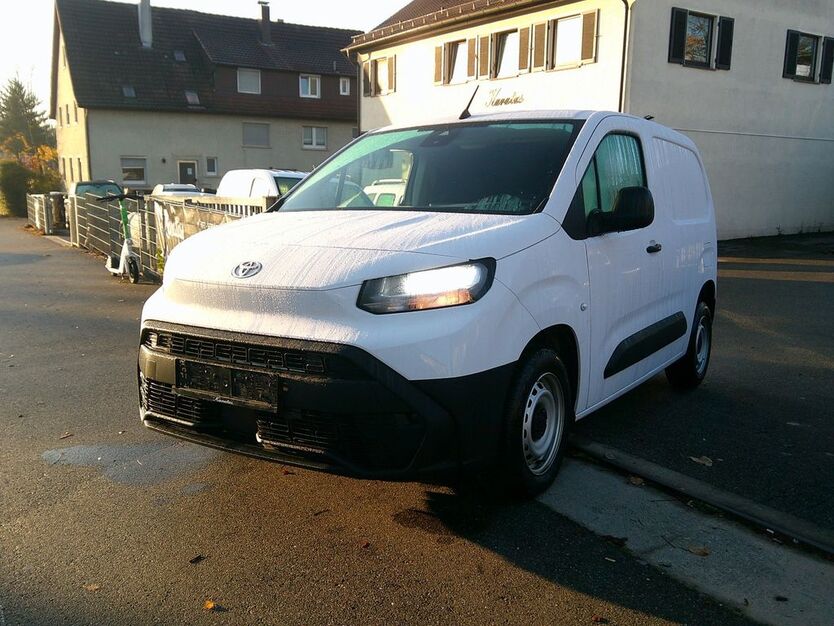Toyota Proace City 21.000 km 16.980 € Sindelfingen 71065