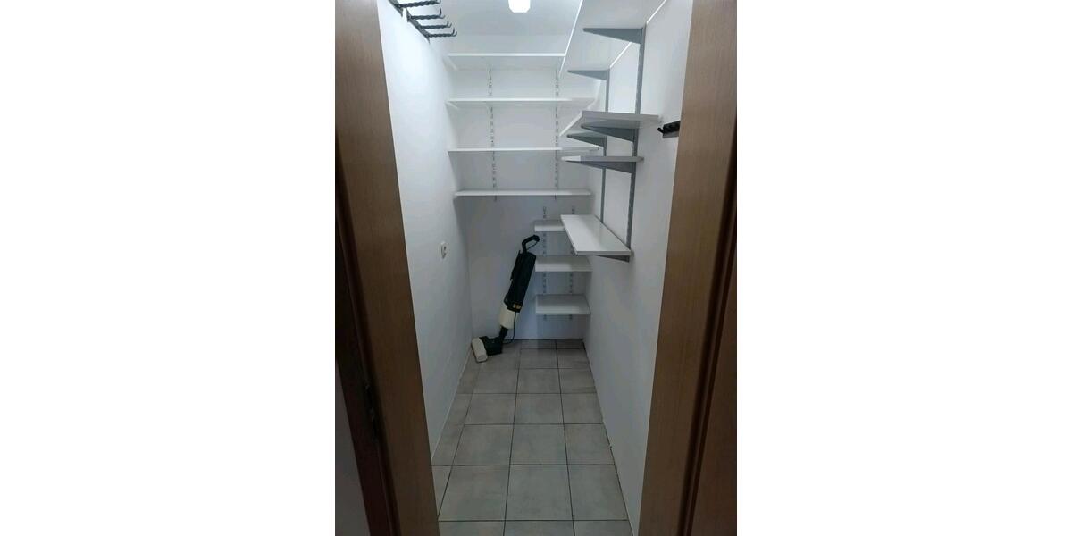Erdgeschoßwohnung Nagold - 3.5 Zimmer, 90 m&sup2;, 1.580&euro; | Angebot:26186666