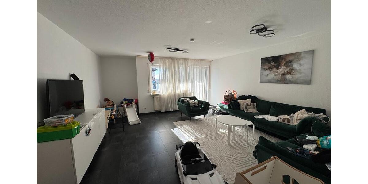 Erdgeschoßwohnung Herrenberg - 3.5 Zimmer, 89 m&sup2;, 299.900&euro; | Angebot:25904320