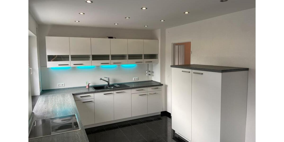 Etagenwohnung Esslingen am Neckar Brühl - 4 Zimmer, 101 m&sup2;, 499.000&euro; | Angebot:24400812