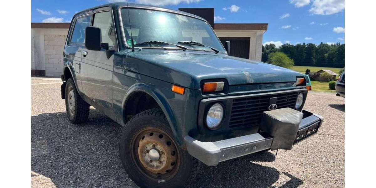 Lada Niva 41.131 km 6.498 &euro; Schömberg 75328