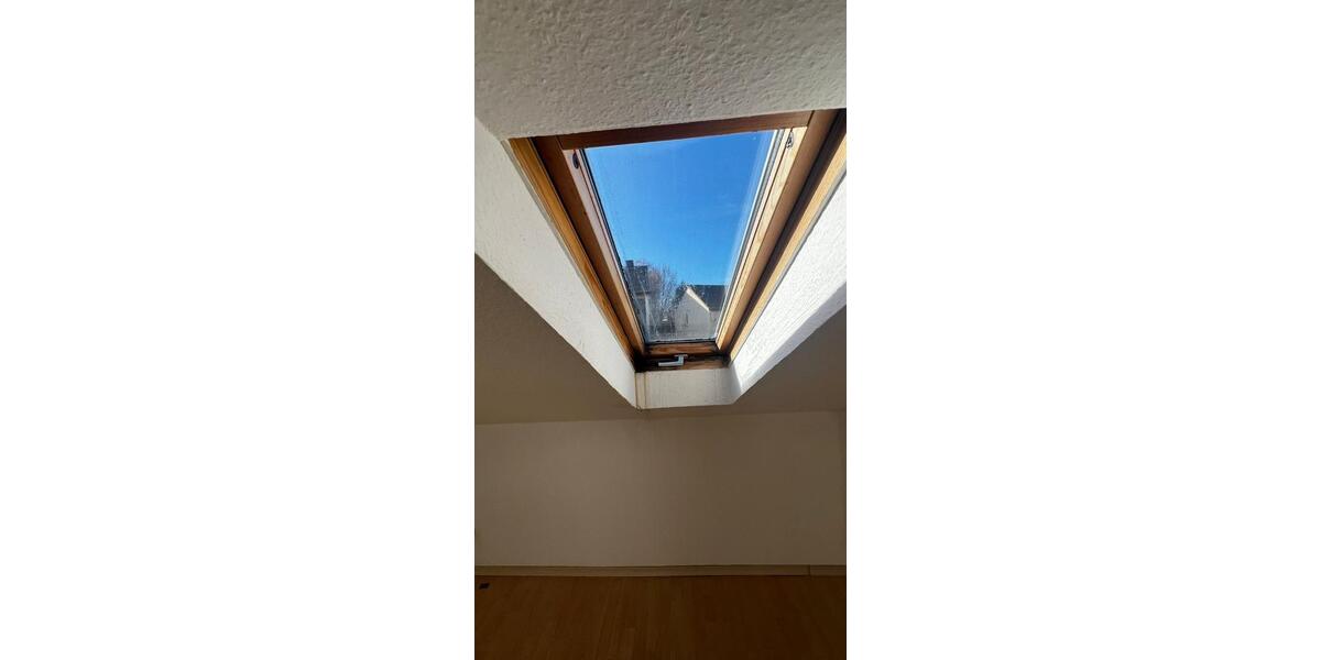 Dachgeschoßwohnung Sindelfingen - 2 Zimmer, 50 m&sup2;, 500&euro; | Angebot:24828106