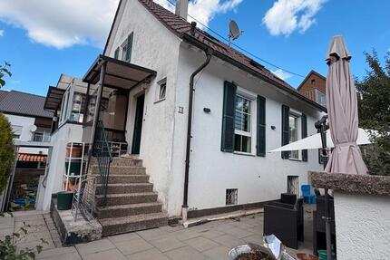 Haus Böblingen - 4 Zimmer, 133 m&sup2;, 1.800&euro; | Angebot:27620303