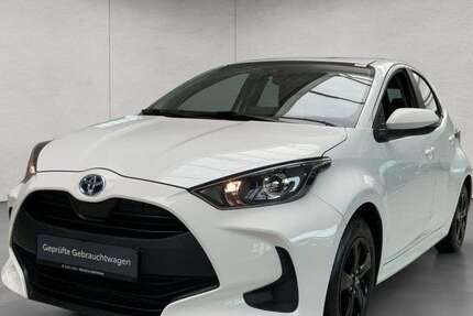 Toyota Yaris 19.600 km 18.450 &euro; Stuttgart 70469