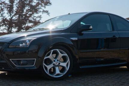 Ford Focus 183.000 km 9.700 &euro; neckartenzlingen 72654