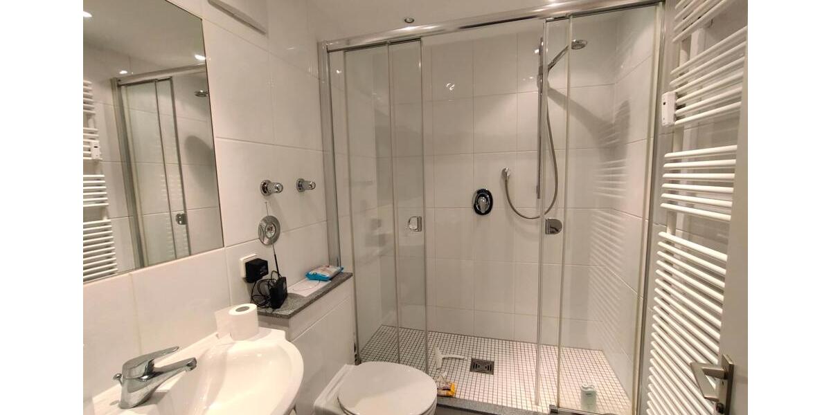 Etagenwohnung Stuttgart Fasanenhof-Ost - 1 Zimmer, 47 m&sup2;, 195.000&euro; | Angebot:26781360