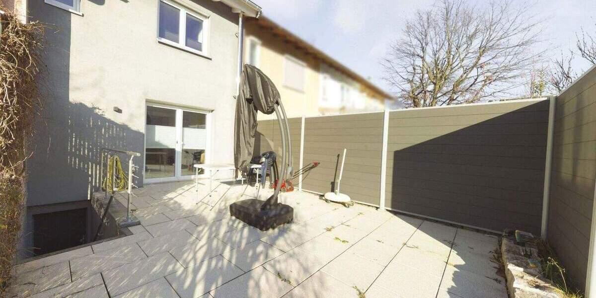 Reihenmittelhaus Reutlingen Ringelbach - 3 Zimmer, 90 m&sup2;, 345.000&euro; | Angebot:24779246