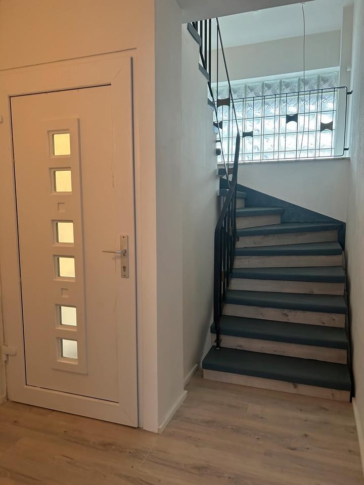 Mehrfamilienhaus 5 Etage + Einliege Wohnung