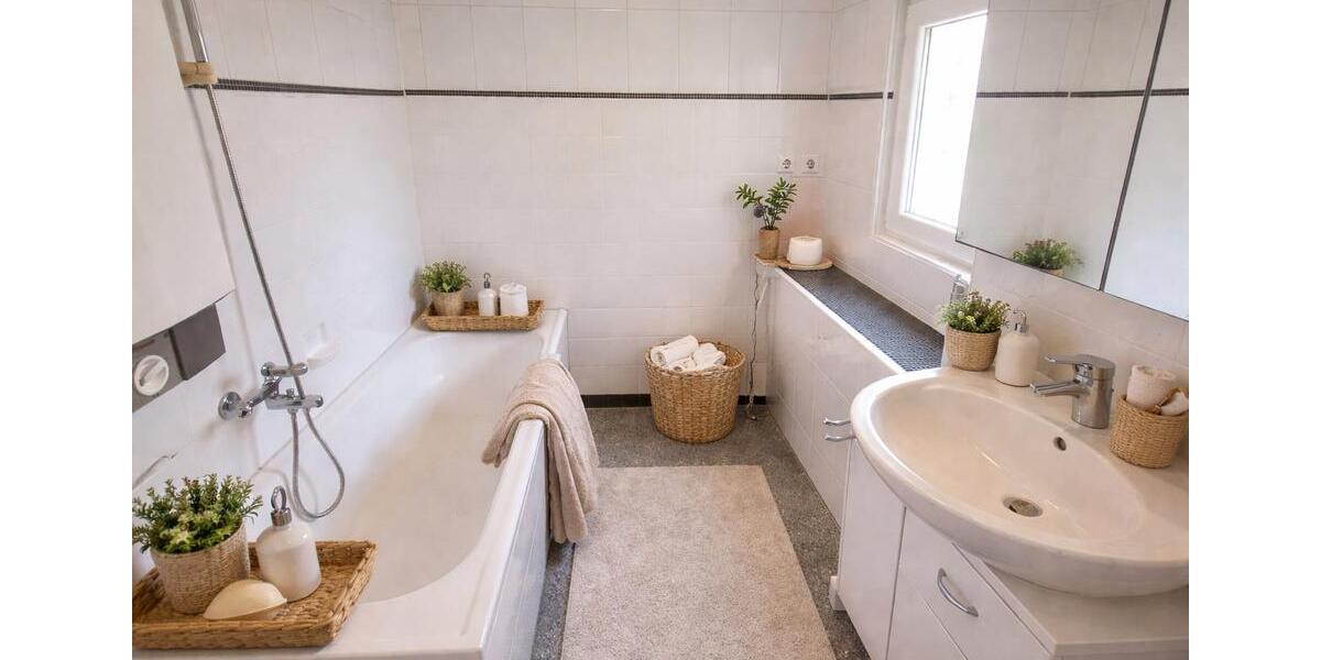 Dachgeschoßwohnung Wendlingen am Neckar - 3.5 Zimmer, 66 m&sup2;, 825&euro; | Angebot:26335044
