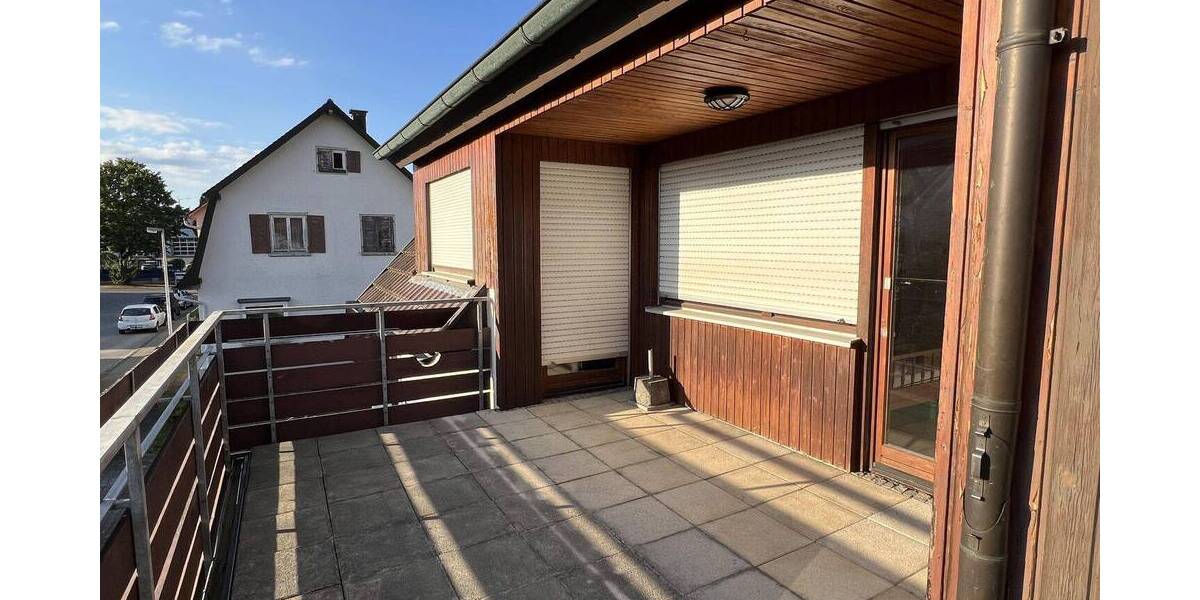 Mehrfamilienhaus, Wohnhaus Herrenberg - 7 Zimmer, 220 m&sup2;, 695.000&euro; | Angebot:25780767